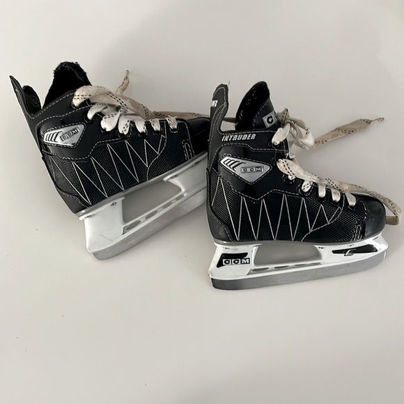 CCM Other Ccm Intruder Ice Skates Junior J Poshmark